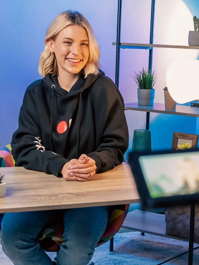 Unsere Darstellerinnen und Darsteller vor der Kamera im Lunasol-Studio